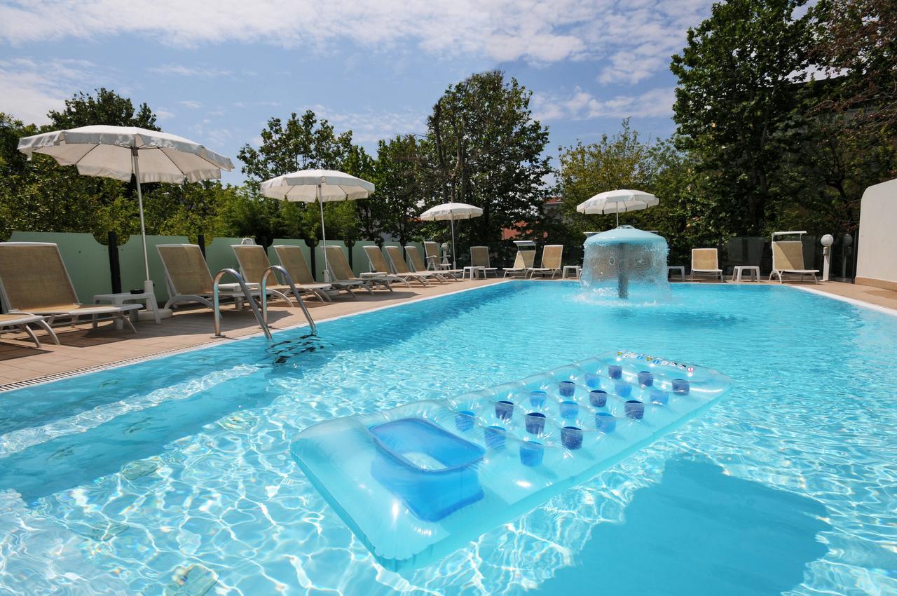 Hotel Prater Cesenatico Ngoại thất bức ảnh