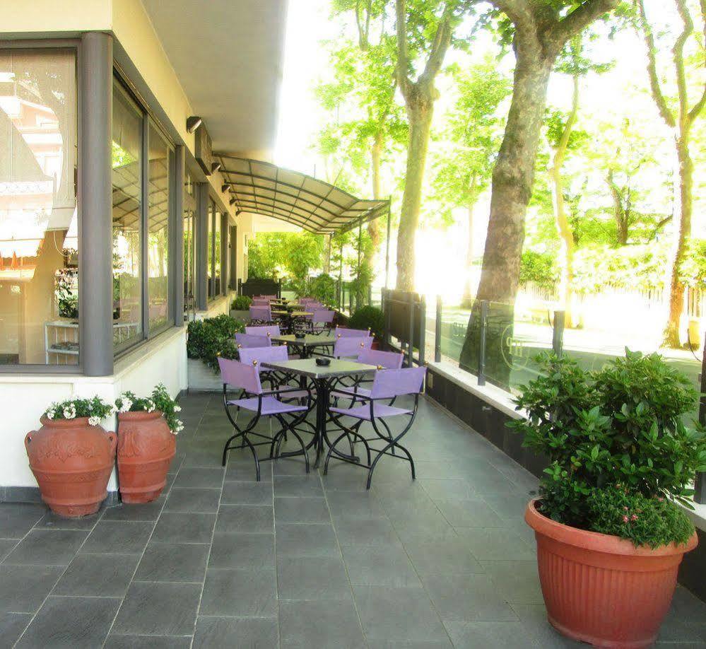 Hotel Prater Cesenatico Ngoại thất bức ảnh
