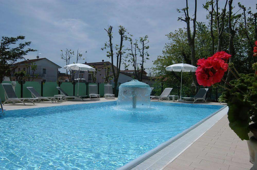 Hotel Prater Cesenatico Ngoại thất bức ảnh