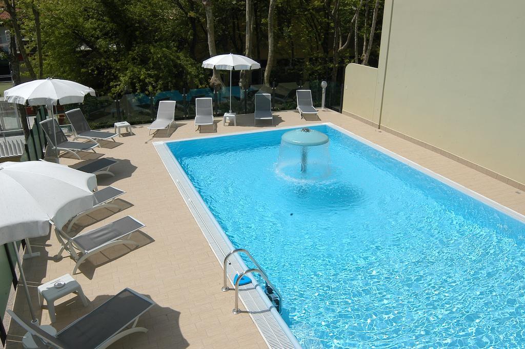 Hotel Prater Cesenatico Ngoại thất bức ảnh